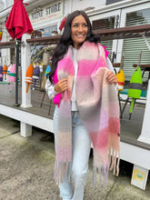 Load image into Gallery viewer, Multi Color Checkered C.C Scarf