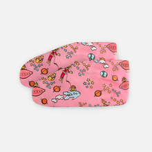 Load image into Gallery viewer, Moisture Enhancing Socks