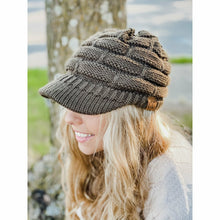 Load image into Gallery viewer, Ribbed Knit Hat with Brim
