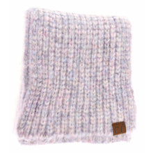 Load image into Gallery viewer, Soft Ribbed Oblong C.C Scarf
