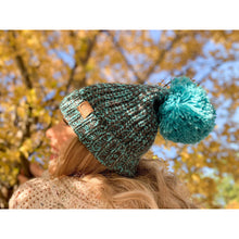 Load image into Gallery viewer, Two-Tone Thick Knit Pom CC Beanie
