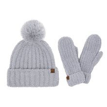 Load image into Gallery viewer, Cozy Yarn C.C Hat and Mitten Set
