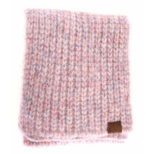 Load image into Gallery viewer, Soft Ribbed Oblong C.C Scarf
