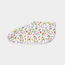 Load image into Gallery viewer, Moisture Enhancing Socks
