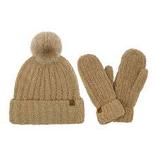 Load image into Gallery viewer, Cozy Yarn C.C Hat and Mitten Set
